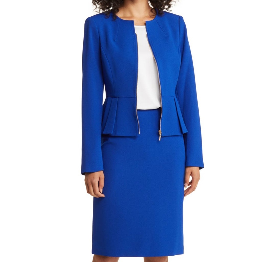 Tahari Skirt Suit